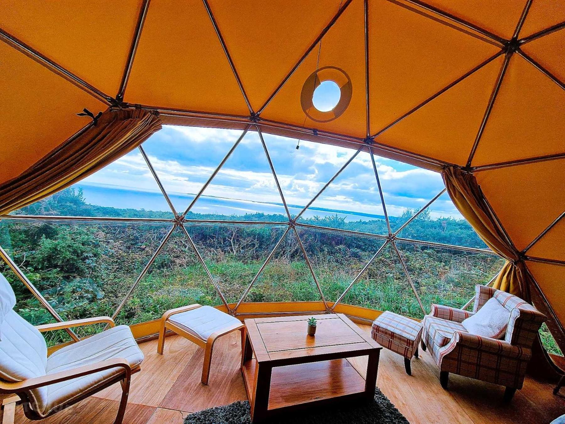 Geodome With Sea Views Near Pendine Villa Buitenkant foto